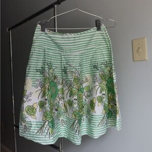New York‎ & Company Green and White A-Line Knee-Length Skirt